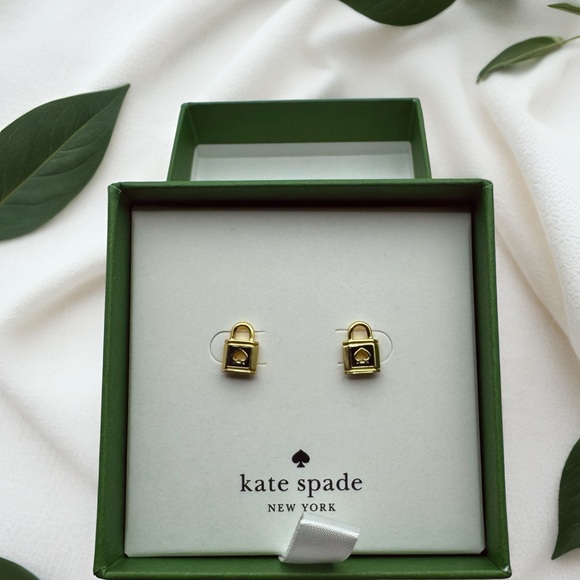 $59 MSRP Kate Spade “ Lock & Spade” Stud Earrings Gold Tone New With Tag & Box - Picture 5 of 17